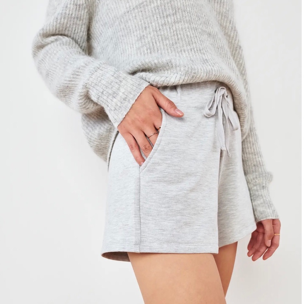 RARE! Quince SuperSoft Fleece Shorts BNWT Size XS